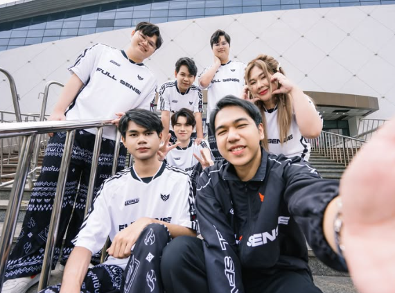 TRỰC TIẾP: FS vs BAC | PSG vs FW | SEMI FINALS - AIC 2025 (NGÀY 06/12) 2 full sense co mat